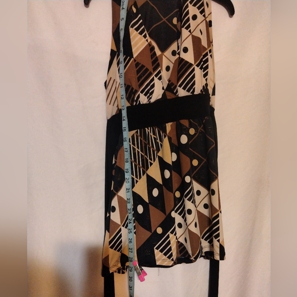 *2/$10*Charlotte Russe deep V neck black, tan and brown sleeveless top sz M - Picture 4 of 6